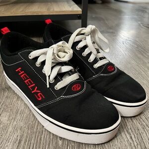 HEELYS Unisex Wheeled Heel Shoe